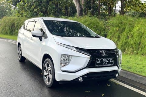 Bali DPS Flygplatstransfer med SUV Lyxbil