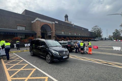 Privat transfer från Southampton Port till London Via Salisbury