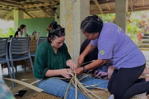 SIARGAO Farming Cooking Weaving with Farm to Table Lunch