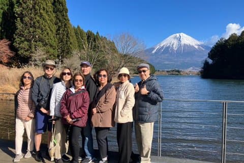 Lake Tanuki & Traditional Sake Brewery -Guided Van Tour