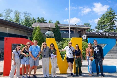Kleine Groep DMZ tour met Susp. Brug, Airsoft Schieten, NK museum