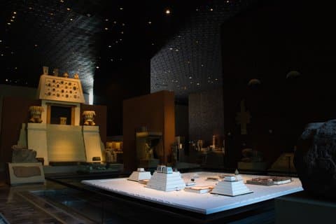 Guided Tour of Mexico Anthropology Museum with Snacks