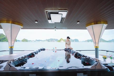 Crucero de 5 estrellas por la bahía de Ha Long 1 día