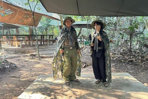 Cu Chi tunnels lille gruppe tur med engelsk guide