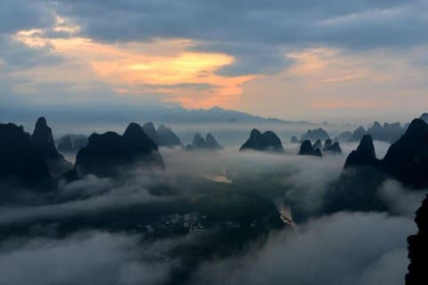 Li River, Longji Terraces and Xianggong Hill Private Day Tour