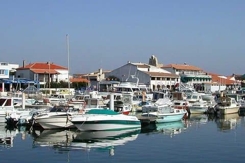 Les Saintes Maries de la Mer, die Camargue und Arles, privater Tagesausflug