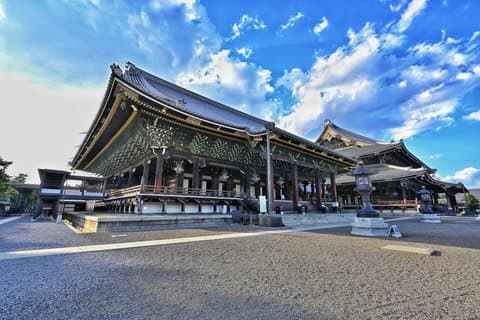 Kyoto : Templo y jardín Higashi Honganji Paseo desde la estación de Kyoto