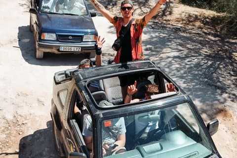 Selvkørende 4x4 Off Road Jeepsafari Tour Mallorca