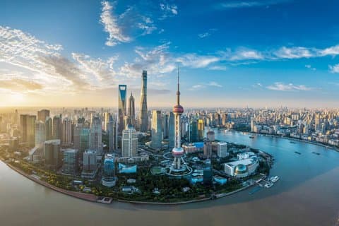 Shanghai Old Town and Skyline Half Day Private Tour