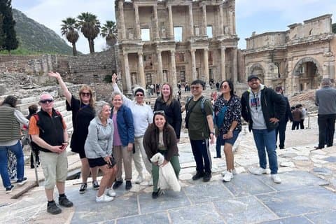 Kusadasi Essentials – 3 dias com passeios em Éfeso e Pamukkale