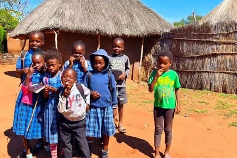 Livingstone Tour till Mukuni Village med 4WD