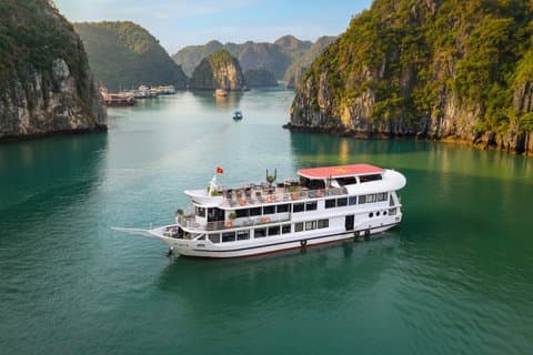 Hanoi: Lan Ha Bay 2 Days 1 Night Overnight Cruise