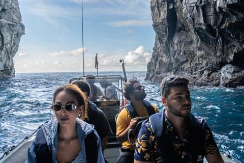 San Miguel : Boat Tour - Volcanic Wonders, Caves & History