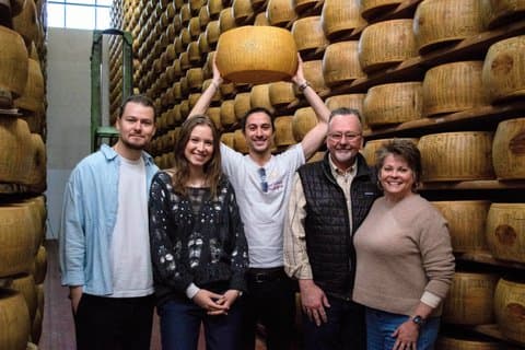 Taste of Tradition: Parmigiano, Wine & Balsamic Tour from Bologna