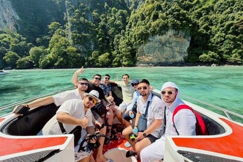 Snorkeling alle isole Phi Phi Khai in motoscafo di lusso da Phuket