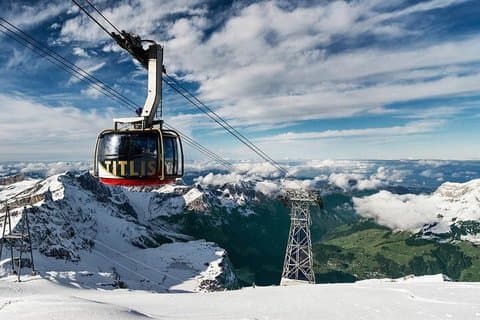 Mt Titlis Adventure & Lucerne Private Tour fra Zürich