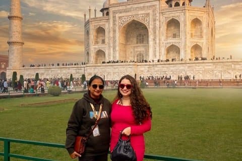 早朝アグラツアー