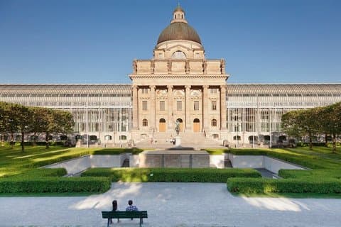 Verken München Wandel door de legendes en het lokale leven