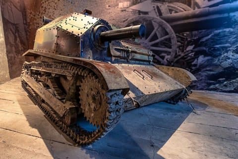 Recorrido por el barrio de Kazimierz en carrito de golf con el Museo de Schindler en Cracovia