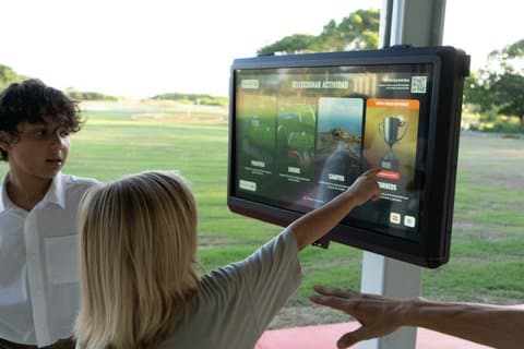 Punta Cana Golf N Shots Erfahrung mit Essen Drink und Transport