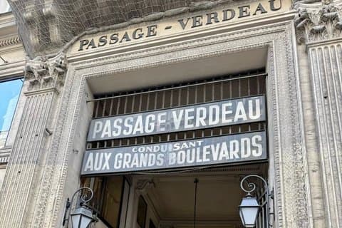 Scandali di croissant e passaggi segreti Tour gastronomico nascosto di Parigi