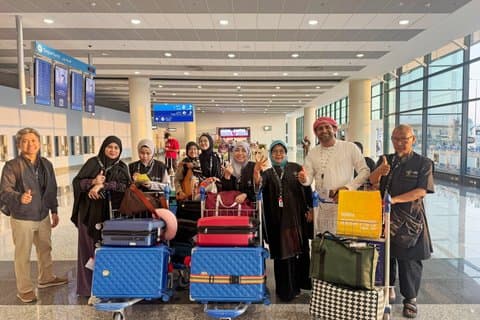 Abu Dhabi Tussenstop : Hoofdstad Hoogtepunten & Privé Luchthaventransfers
