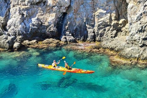 ロドス島東海岸半日シーカヤックアドベンチャー