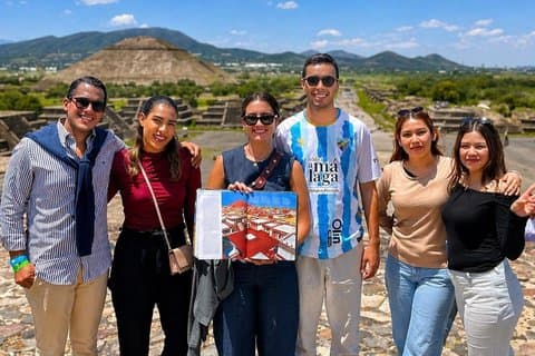 Teotihuacan All Inclusive CDMX: Transfer, frukost i grottan och guide
