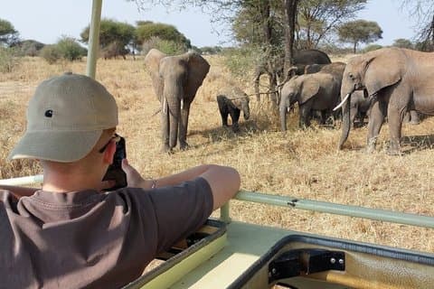 Shared Guided 6 Day Car Tour on Tanzania