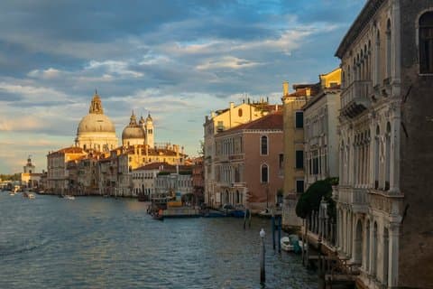 Descubre los secretos ocultos de Venecia Tour a pie