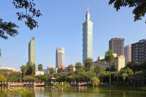 Visite privée de 5 heures à pied des points forts de la ville de Taipei