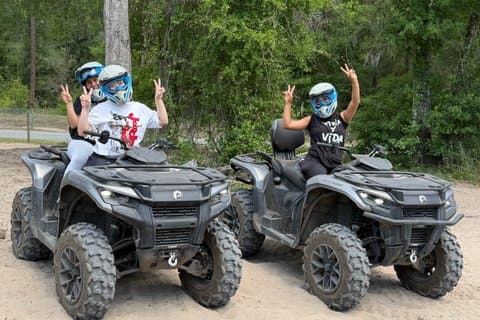 Hoteller i nærheden af Can-Am ATV Adventure at Private Ranch