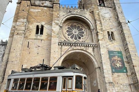 Lisbon, Jerónimos Monastery & Belém Tower Private Tour From Porto