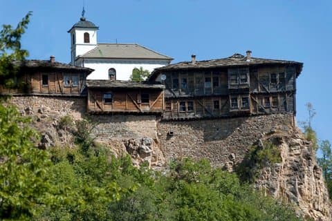 Excursión de un día a la cueva de Saeva Dupka y al monasterio de Glozhene desde Sofía