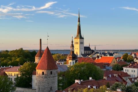 Guided Tallinn Old Town Walking Tour