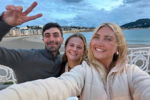 Private French Basque Tour: Biarritz, Bayonne & Chocolate