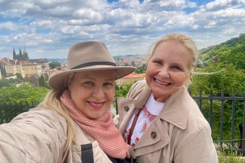 Prague DeLuxe Tour : Vues, pierres précieuses cachées, dégustations et croisière sur la rivière